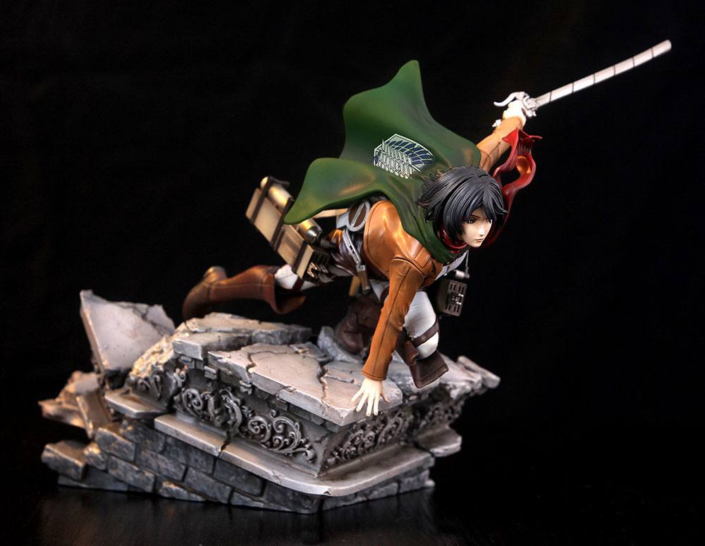 Attack on Titan Diorama Hope for Humanity 71 cm - Preorder - ETA: 30.10.2025