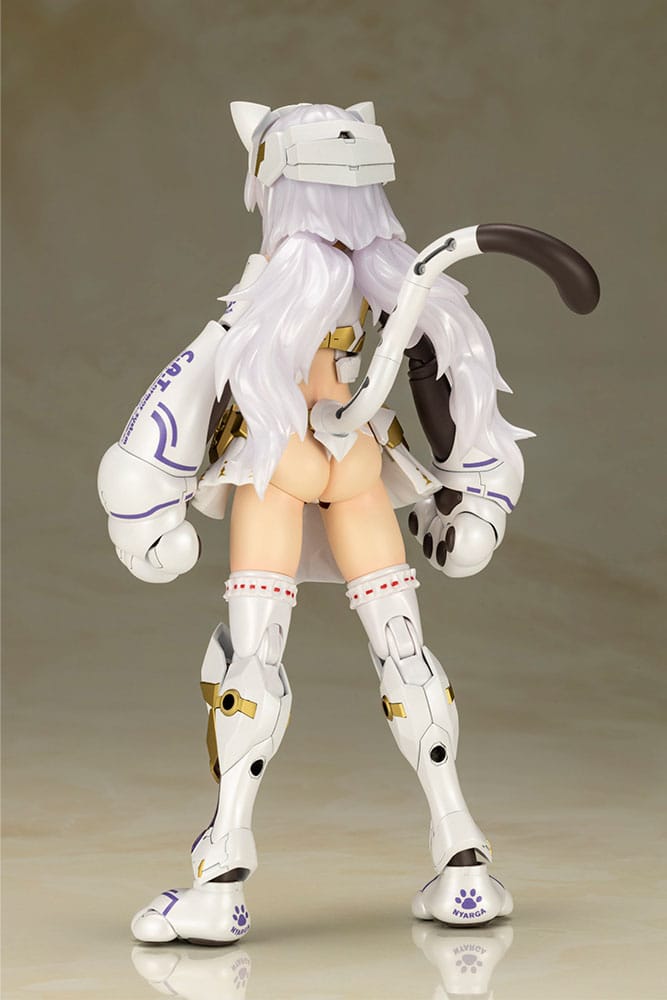 Frame Arms Girl Plastic Model Kit Durga I Cat Armor Version 16 cm - Versand: 5-7 Tage nach Bestellung
