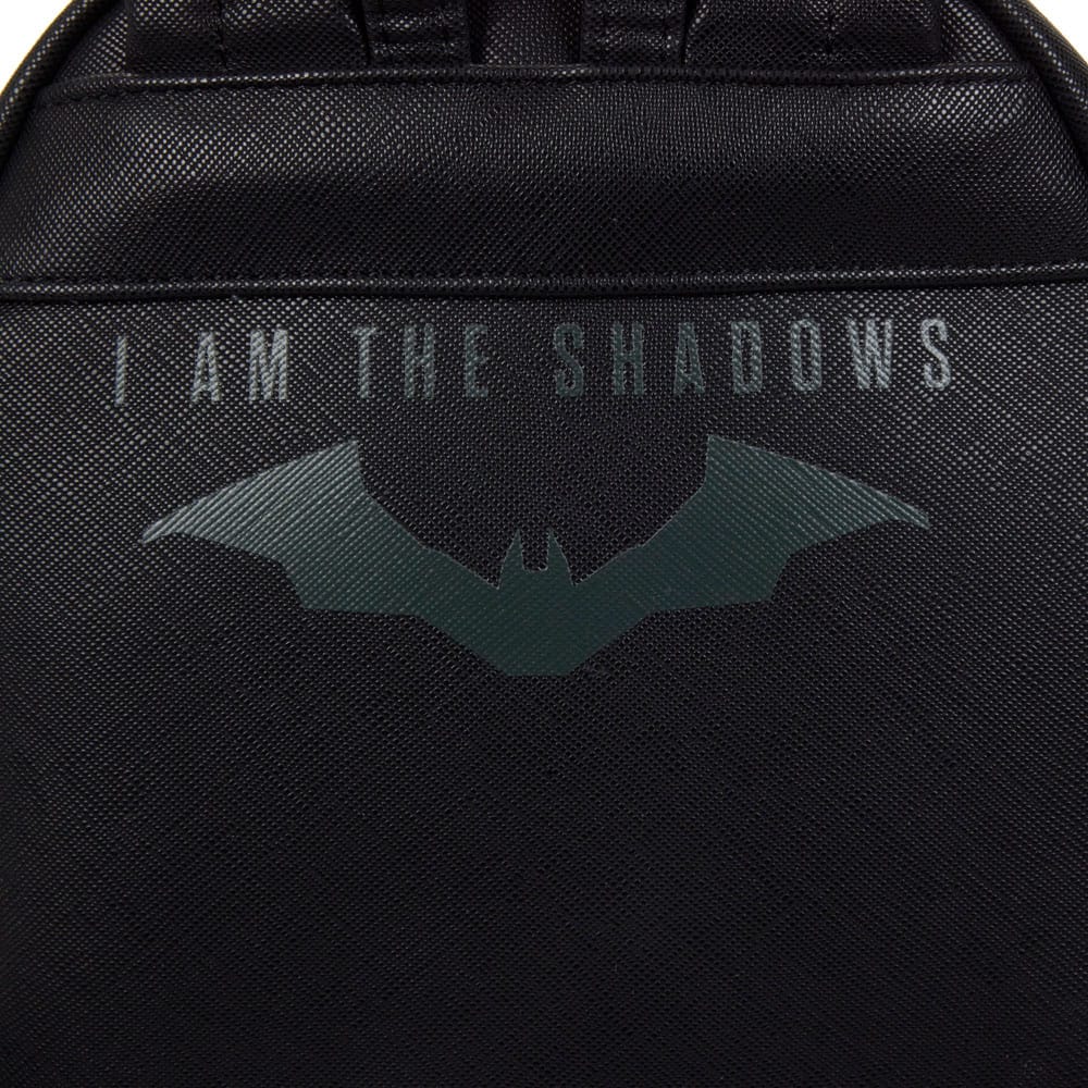 DC Comics by Loungefly Rucksack Batman Cosplay - Versand: 5-7 Tage nach Bestellung