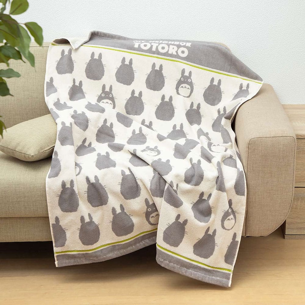 Mein Nachbar Totoro Decke Big Totoro 85 x 115 cm - Preorder - ETA: 24.09.2026