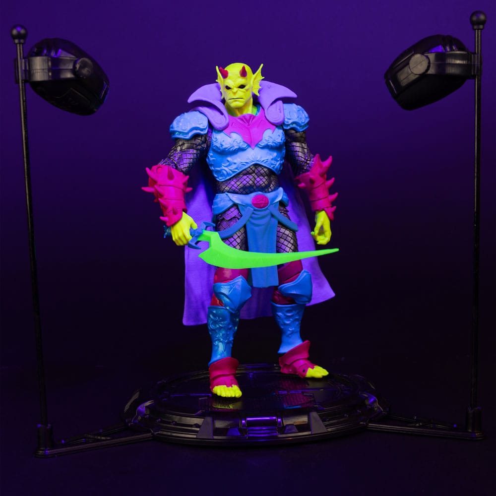 DC Multiverse Actionfigur The Demon (Demon Knights) Black Light Edition (Gold Label) 18 cm - Versand: 5-7 Tage nach Bestellung