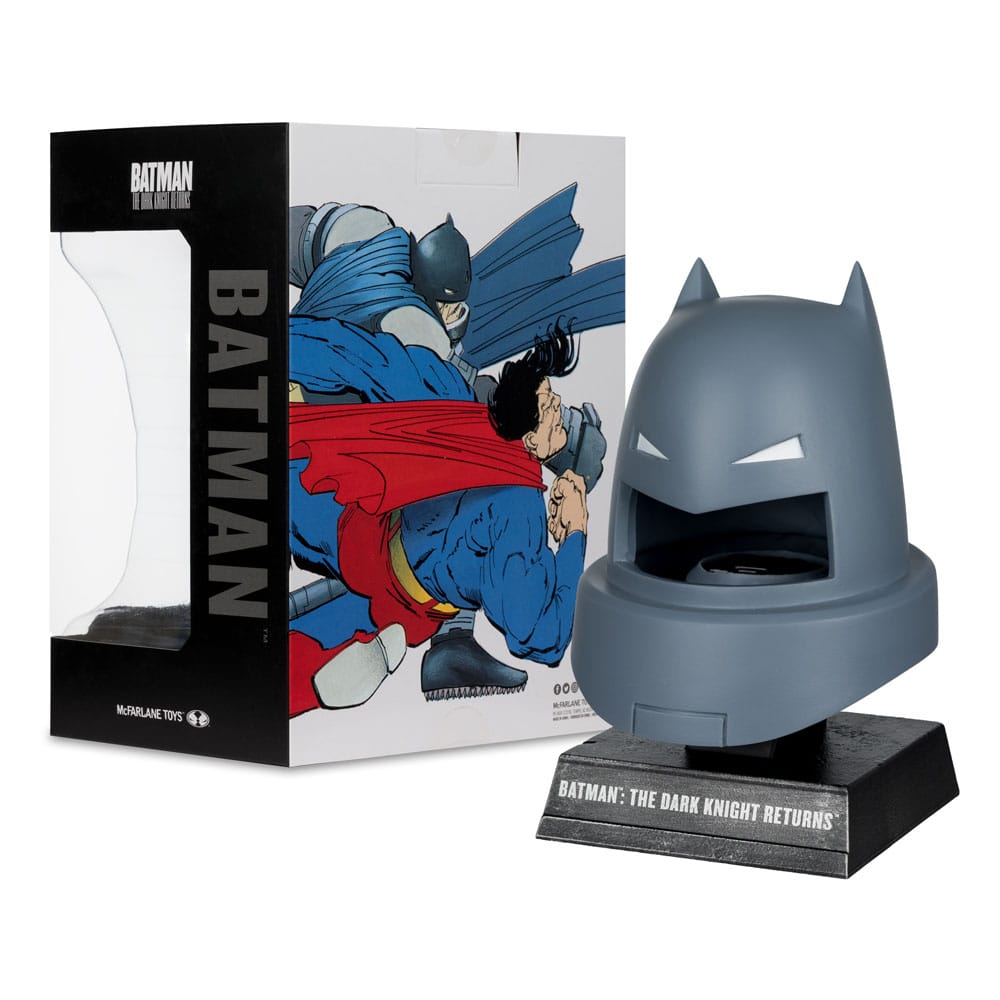 Batman DC Direct Mini-Replik 1/3 Gepanzerte Batman Maske (Dark Knight Returns) 18 cm - Versand: 5-7 Tage nach Bestellung