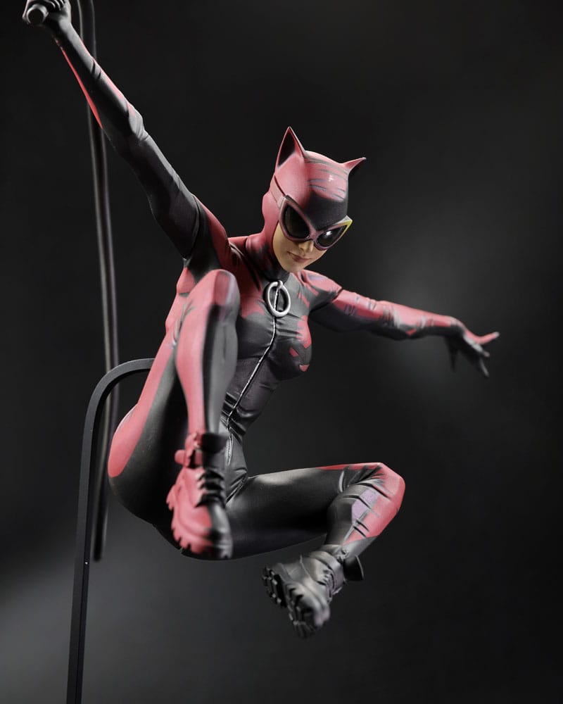 DC Designer Series Statue 1/6 Catwoman by Jock 33 cm - Versand: 5-7 Tage nach Bestellung