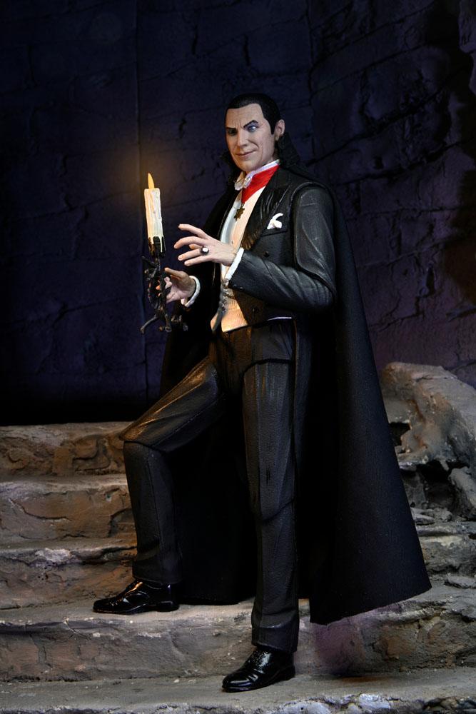 Universal Monsters Actionfigur Ultimate Dracula (Transylvania) 18 cm - Preorder - ETA: 16.02.2026