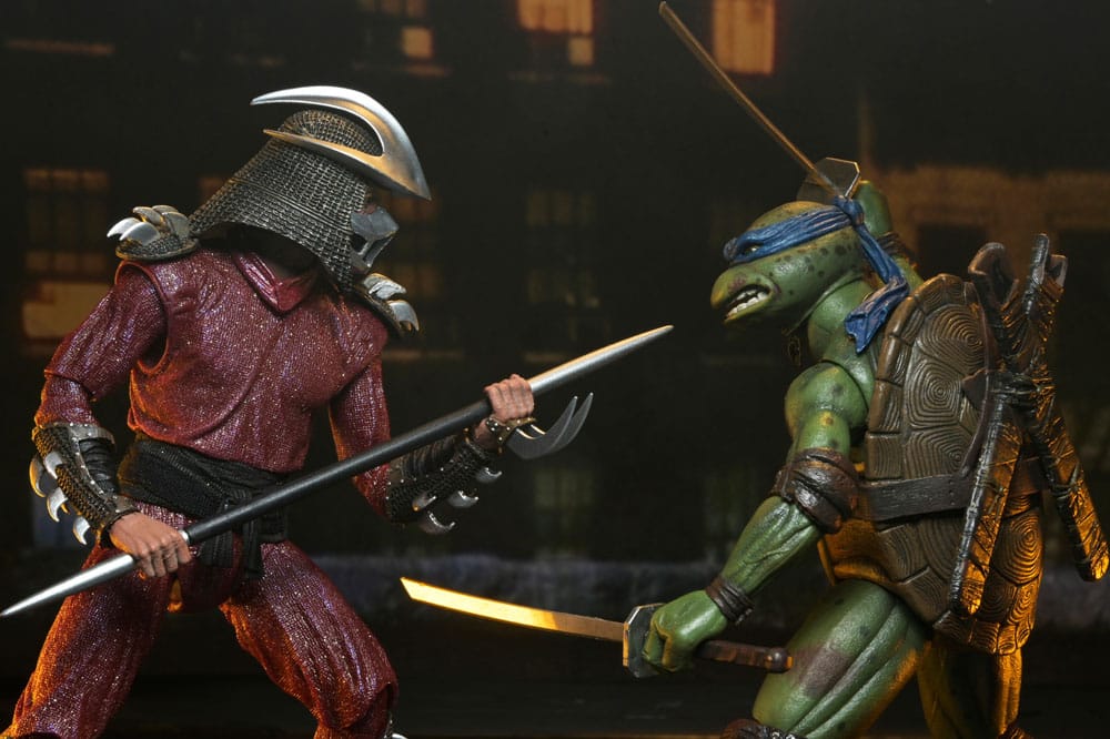 Teenage Mutant Ninja Turtles (1990 Movie) Actionfigur Roof Top Battle Shredder vs Leo 18 cm - Preorder - ETA: 29.11.2025