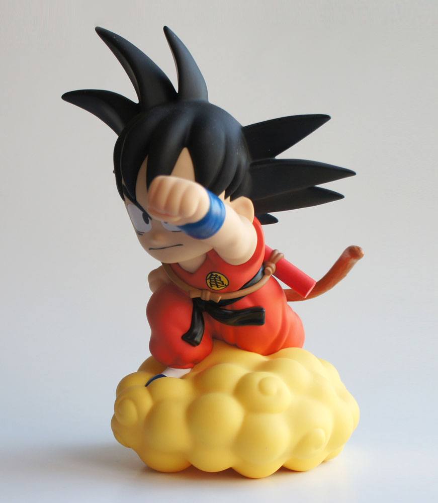 Dragon Ball Chibi Spardose Son Goku auf Überschallwolke 22 cm - Preorder - ETA: 14.10.2025