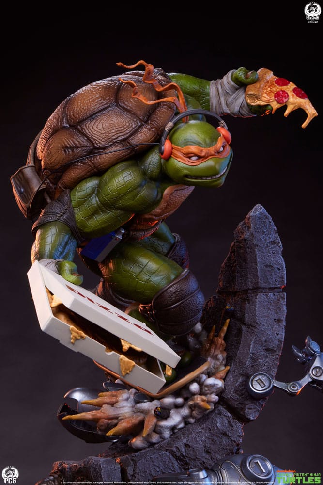 Teenage Mutant Ninja Turtles Statue 1/3 Michelangelo Deluxe Edition 67 cm - Preorder - ETA: 25.11.2025