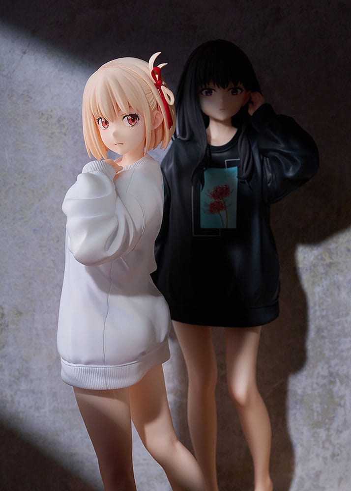 Lycoris Recoil PVC Statue 1/7 Chisato Nishikigi: Oversized Sweatshirt Ver. 25 cm - Preorder - ETA: 25.04.2026