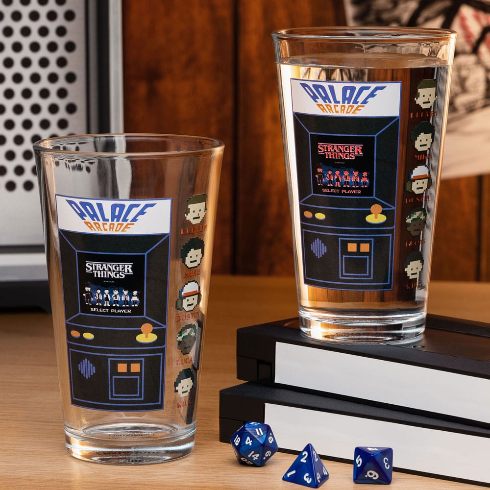 Stranger Things Trinkglas mit Thermoeffekt Arcade 400 ml - Preorder - ETA: 09.10.2025