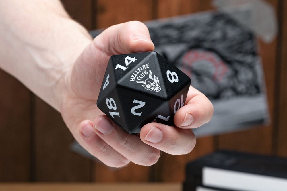 Stranger Things 5 Anti-Stress-Ball Hellfire Club Dice - Preorder - ETA: 25.11.2025