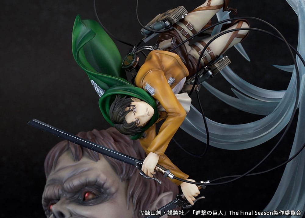 Attack on Titan PVC Statue 1/7 Levi vs Beast Titan Ver. 28 cm - Preorder - ETA: 25.11.2025