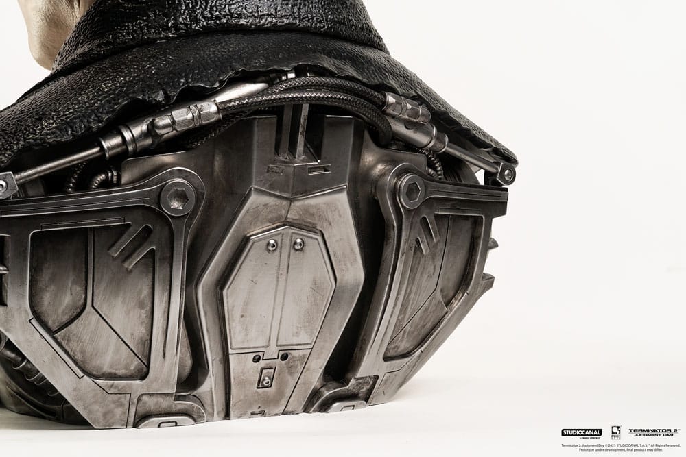 Terminator Replik 1/1 T-800 Model 101 Art Mask Painted Standard Version 46 cm - Preorder - ETA: 25.02.2027