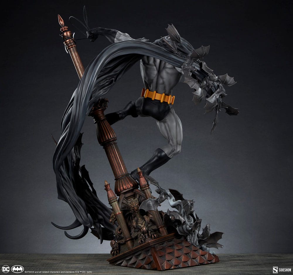 DC Comics Premium Format Statue Batman (Black Variant) Sideshow Exclusive 68 cm - Versand: 5-7 Tage nach Bestellung