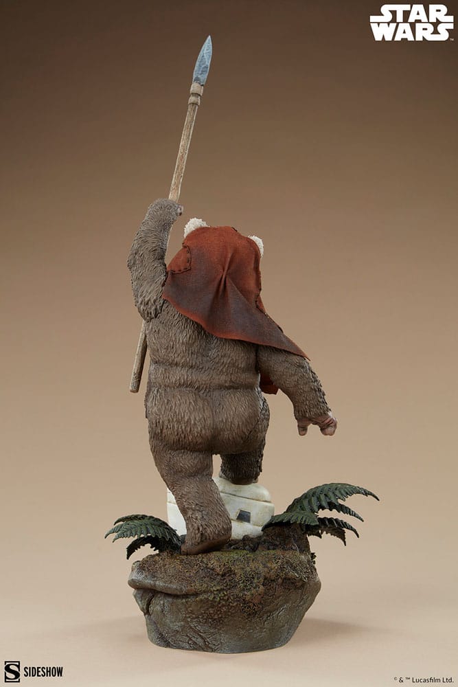 Star Wars: Episode VI - Die Rückkehr der Jedi-Ritter Premium Format Statue Wicket 46 cm - Preorder - ETA: 25.02.2026