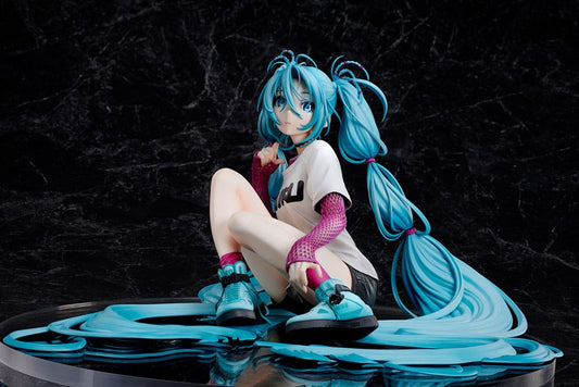 Hatsune Miku Statue 1/4 Yoneyama Mai The Latest Street Style "Cute" Limited Edition 17 cm - Preorder - ETA: 26.11.2025