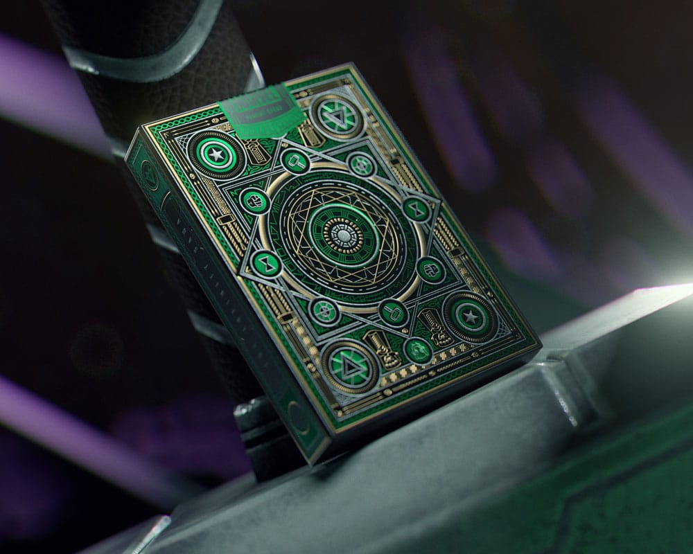 Avengers - The Infinity Saga Spielkarten Green Version - Preorder - ETA: 01.12.2025