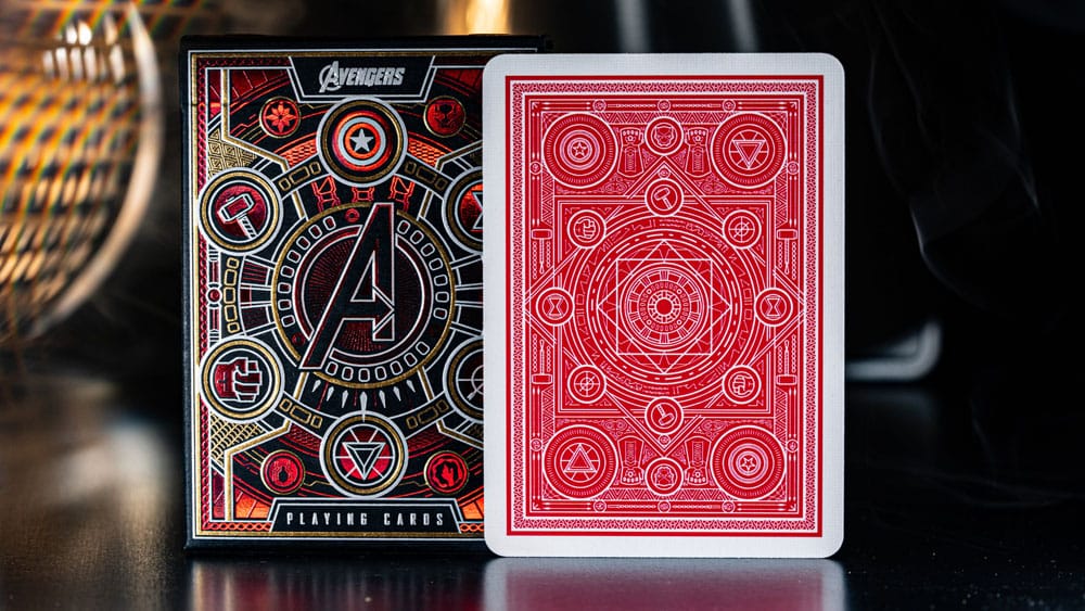 Avengers - The Infinity Saga Spielkarten Red Version - Preorder - ETA: 20.01.2026