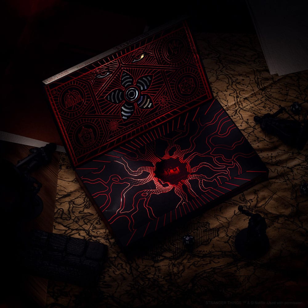 Stranger Things Spielkarten Box Set (3 Decks) - Versand: 5-7 Tage nach Bestellung