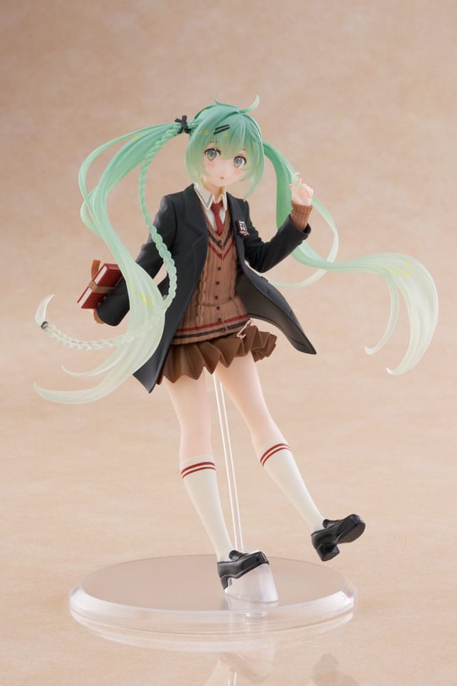 Hatsune Miku PVC Statue Hatsune Miku Fashion Preppy Ver. 18 cm - Preorder - ETA: 18.09.2025