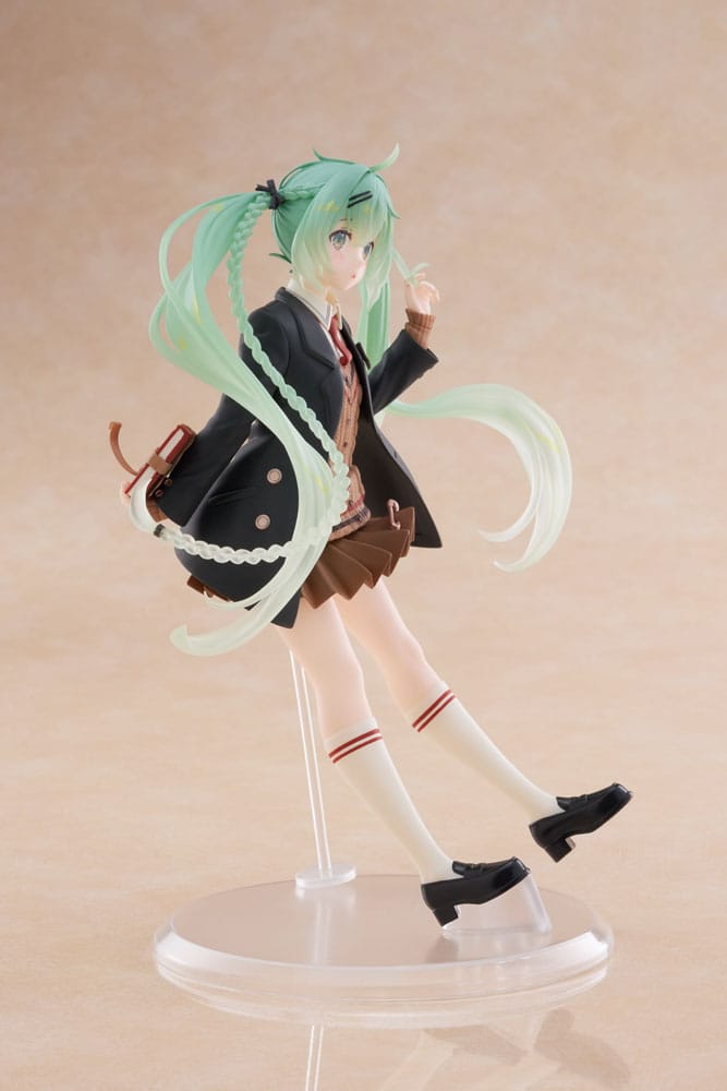 Hatsune Miku PVC Statue Hatsune Miku Fashion Preppy Ver. 18 cm - Preorder - ETA: 18.09.2025