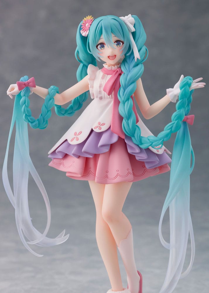Hatsune Miku PVC Statue Hatsune Miku Wonderland Rapunzel Ver. 18 cm - Versand: 5-7 Tage nach Bestellung