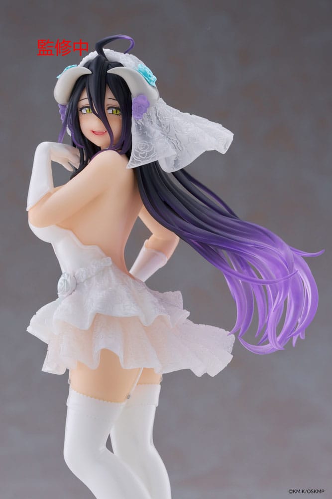 Overlord Coreful PVC Statue Albedo Wedding Ver. 18 cm - Versand: 5-7 Tage nach Bestellung