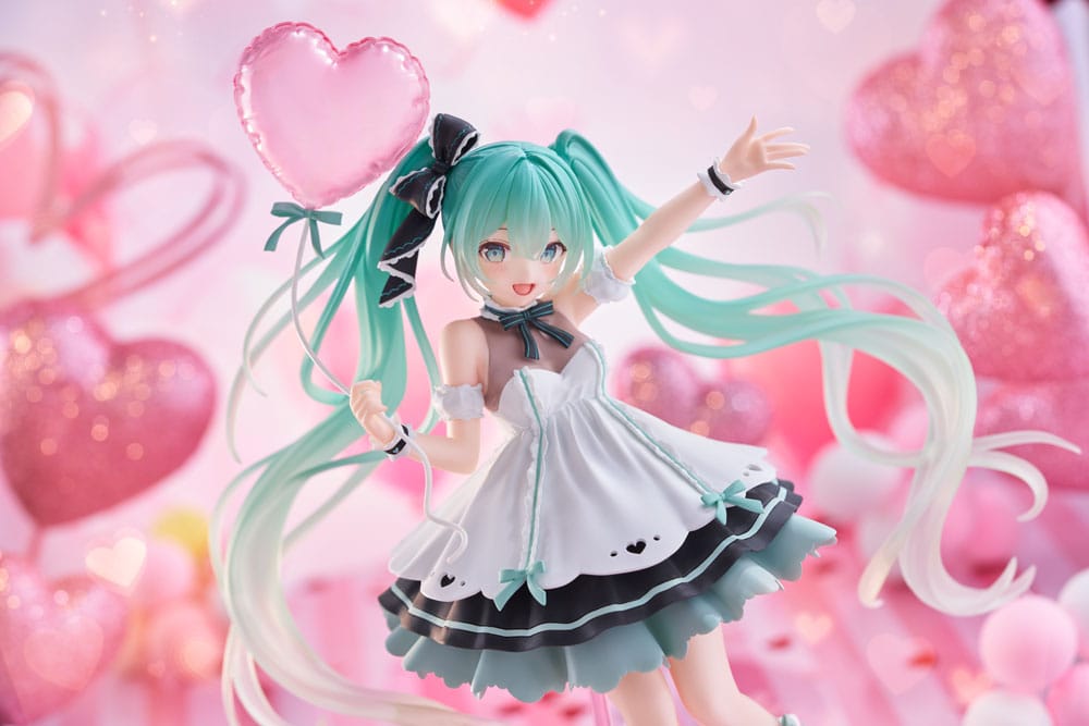 Hatsune Miku AMP+ PVC Statue Hatsune Miku Birthday 2025 Party Ver. 21 cm - Preorder - ETA: 25.10.2025