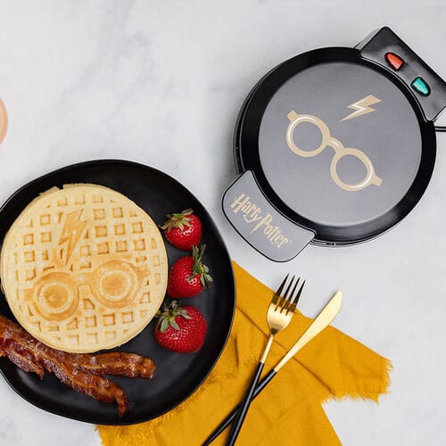 Harry Potter Waffeleisen Glasses and Lightning Bolt - Preorder - ETA: 25.11.2025