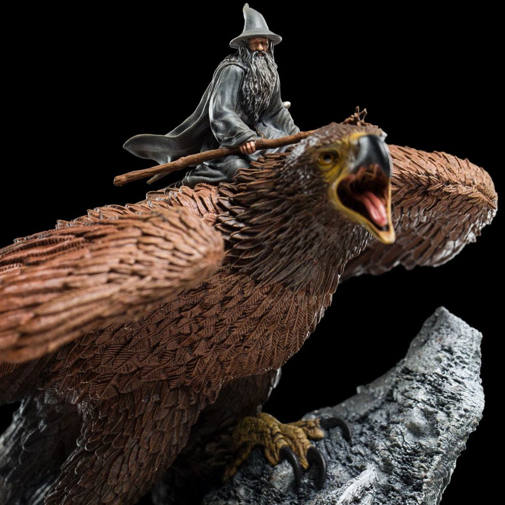 Herr der Ringe Statue Gandalf on Gwaihir 15 cm - Preorder - ETA: 06.09.2025