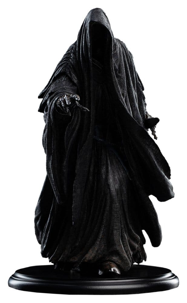Der Herr der Ringe Trilogie Mini Statue Ringwraith at the Prancing Pony 18 cm - Preorder - ETA: 25.11.2026