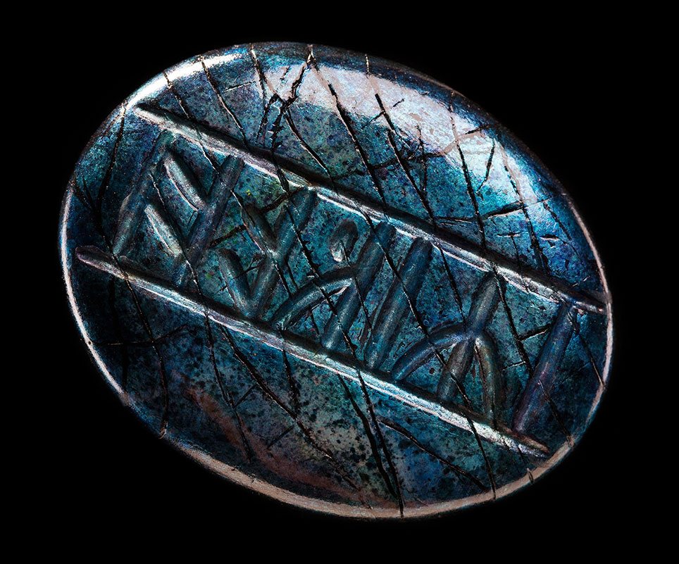 Der Hobbit Smaugs Einöde Replik Kilis Runenstein - Preorder - ETA: 30.09.2025