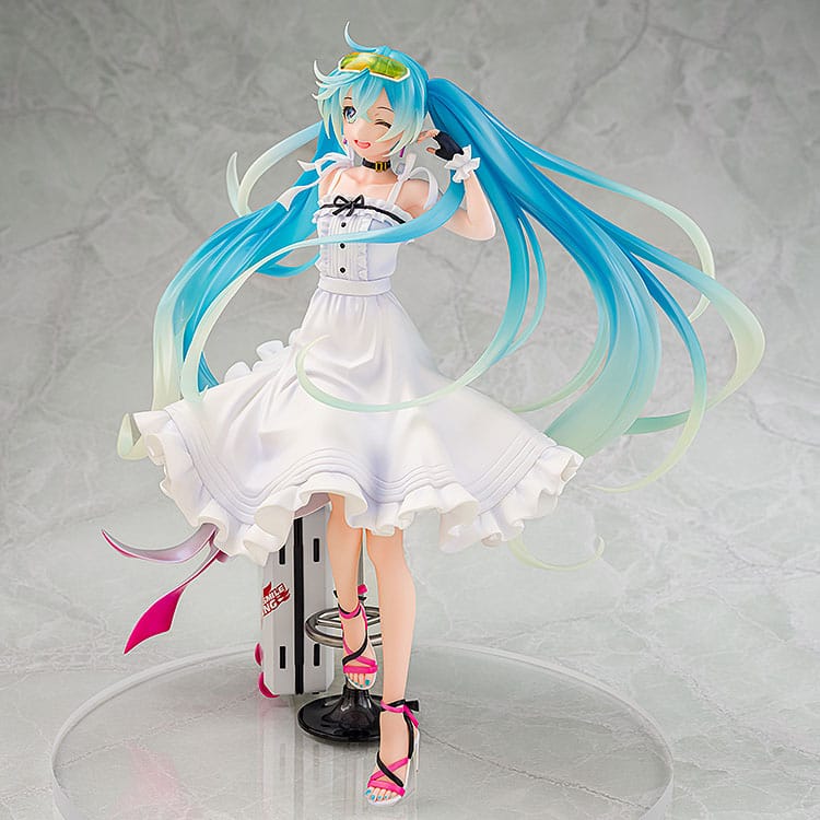 Hatsune Miku GT Project Original PVC Statue 1/7 Vacation Style Ver. 24 cm - Preorder - ETA: 25.12.2025