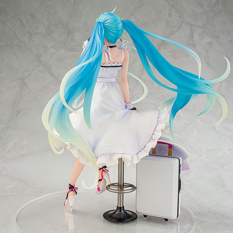 Hatsune Miku GT Project Original PVC Statue 1/7 Vacation Style Ver. 24 cm - Preorder - ETA: 25.12.2025