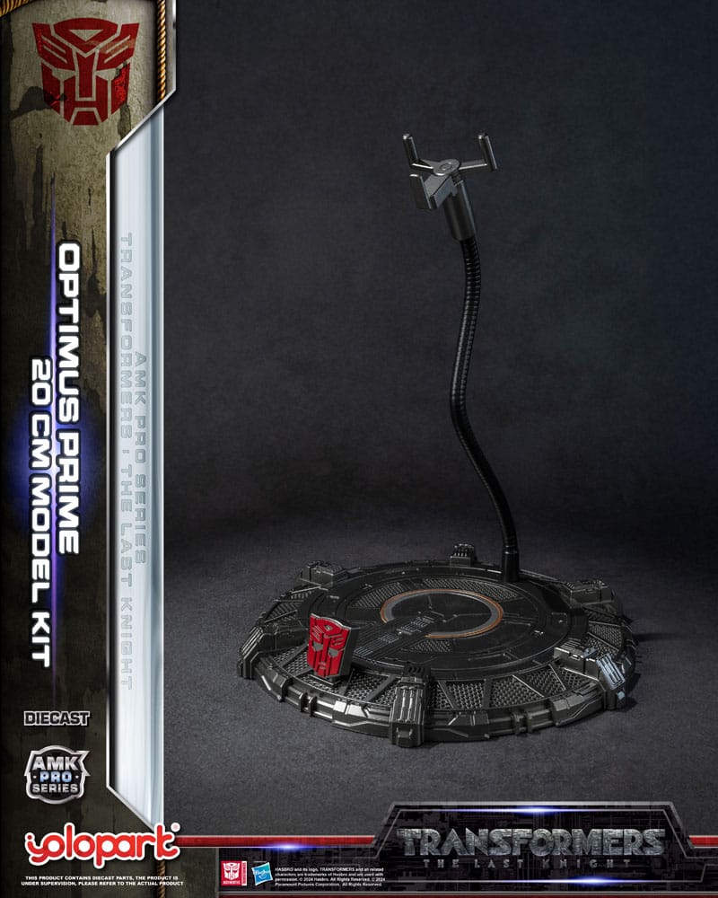 Transformers: The Last Knight AMK Pro Series Plastic Model Kit Optimus Prime (Oversea Version) 20 cm - Preorder - ETA: 06.11.2025
