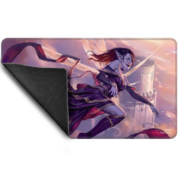 Ultra PRO - Magic: The Gathering - "Commander Series 4 Shard" Alela, Artful Provocateur Stitched Standard Gaming Playmat - sofort lieferbar