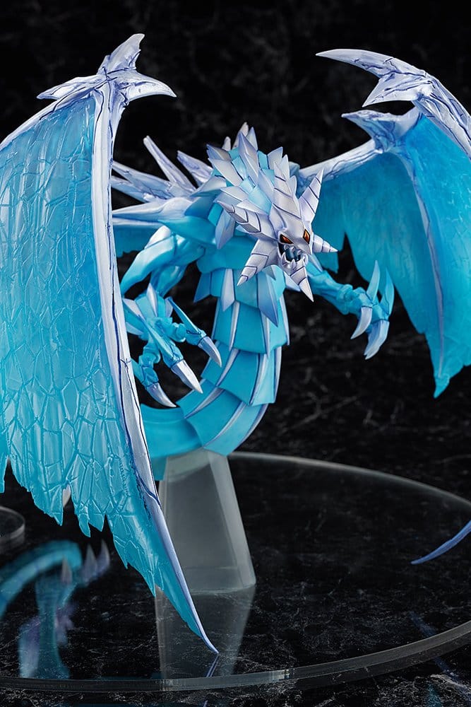 Yu-Gi-Oh! Card Game Monster Figure Collection PVC Figur Brionac, Dragon of the Ice Barrier 26 cm - Preorder - ETA: 25.02.2027