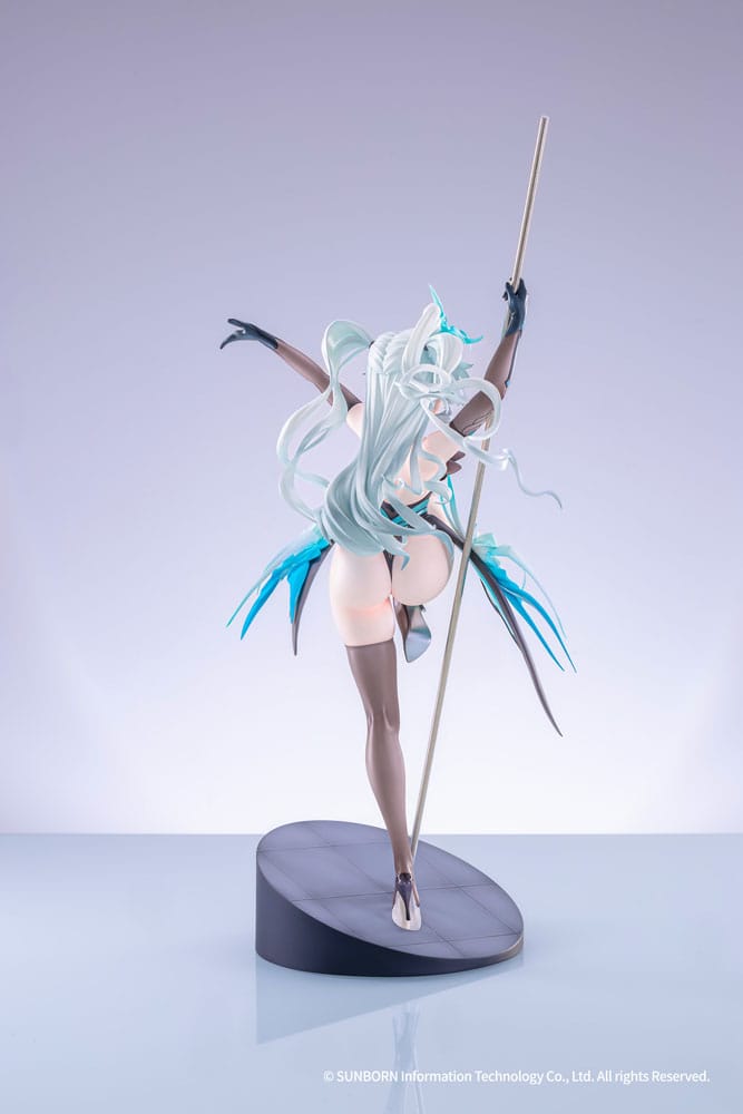 Girls´ Frontline Statue 1/7 PA-15 Treading Light, Coming Night Ver. 27 cm    - Preorder - ETA: 25.05.2026