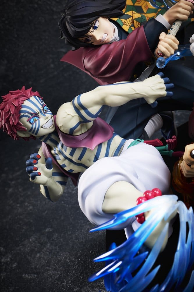 Demon Slayer: Kimetsu no Yaiba PVC Figur Tanjiro Kamado & Giyu Tomioka & Akaza 13 cm - Preorder - ETA: 25.06.2027