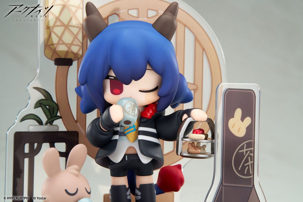 Arknights Would You Like A Dessert? Mini Series PVC Statue Ch'en 11 cm    - Preorder - ETA: 25.10.2026