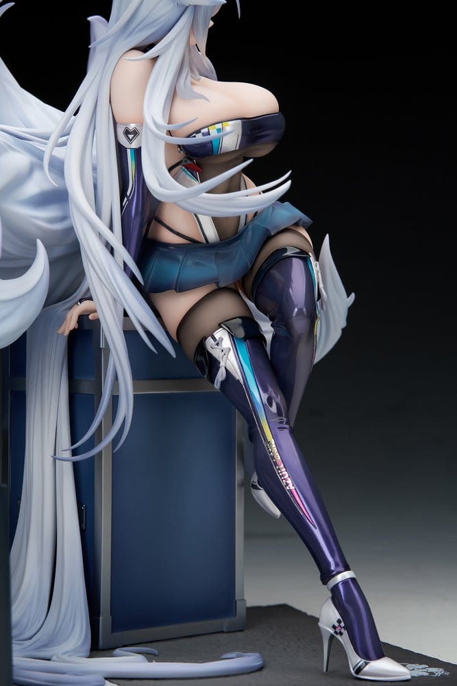 Azur Lane PVC Figur 1/7 Shinano Moonlit Chrome Ver. Acrylic Special Edition w/Display 25 cm - Preorder - ETA: 25.03.2027