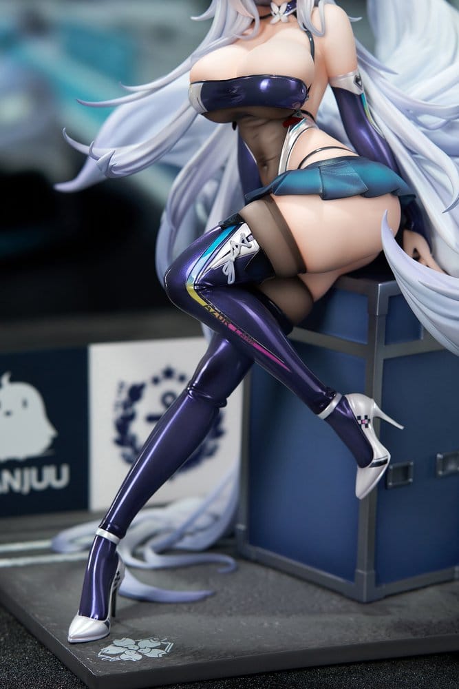 Azur Lane PVC Figur 1/7 Shinano Moonlit Chrome Ver. Acrylic Special Edition w/Display 25 cm - Preorder - ETA: 25.03.2027