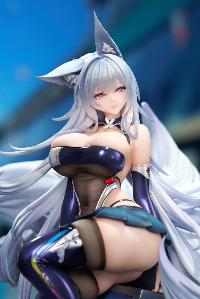 Azur Lane PVC Figur 1/7 Shinano Moonlit Chrome Ver. Acrylic Special Edition w/Display 25 cm - Preorder - ETA: 25.03.2027