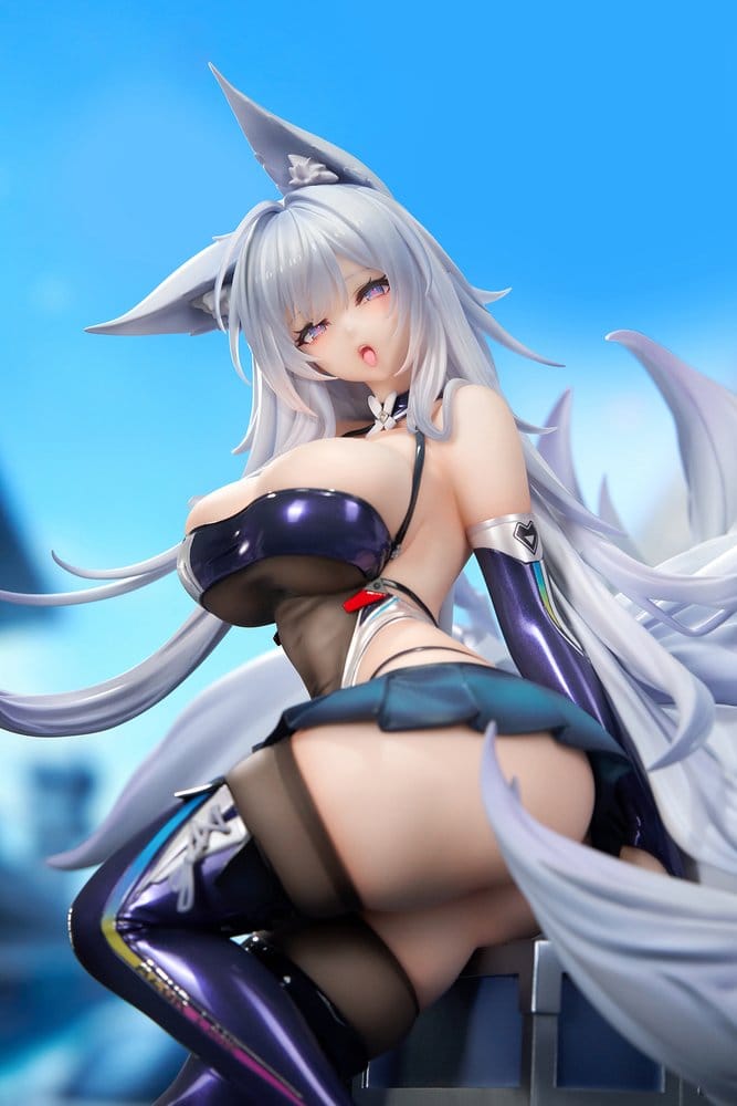Azur Lane PVC Figur 1/7 Shinano Moonlit Chrome Ver. Acrylic Special Edition w/Display 25 cm - Preorder - ETA: 25.03.2027
