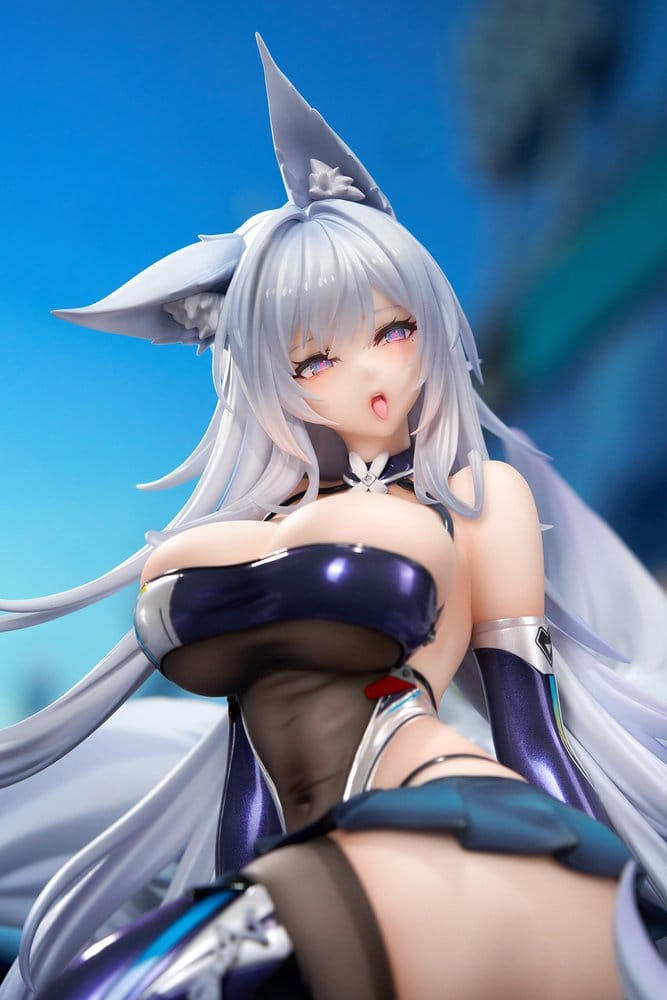 Azur Lane PVC Figur 1/7 Shinano Moonlit Chrome Ver. Acrylic Special Edition w/Display 25 cm - Preorder - ETA: 25.03.2027