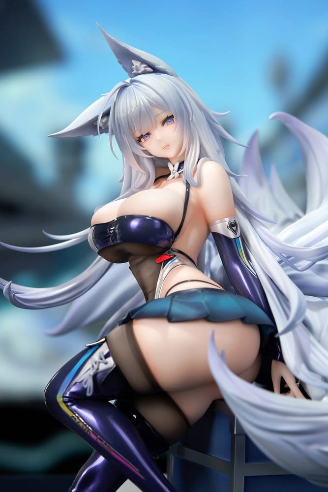 Azur Lane PVC Figur 1/7 Shinano Moonlit Chrome Ver. 25 cm - Preorder - ETA: 25.03.2027