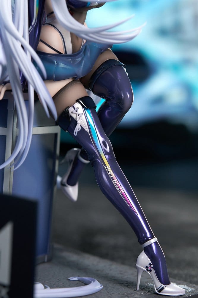Azur Lane PVC Figur 1/7 Shinano Moonlit Chrome Ver. 25 cm - Preorder - ETA: 25.03.2027