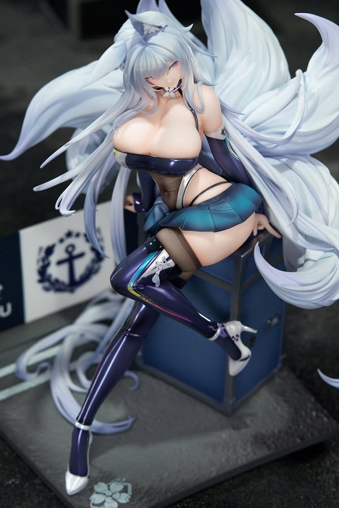 Azur Lane PVC Figur 1/7 Shinano Moonlit Chrome Ver. 25 cm - Preorder - ETA: 25.03.2027