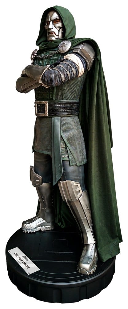 Marvel Avengers: Doomsday Lebensgroße Statue Doctor Doom 198 cm - Preorder - ETA: 25.05.2027