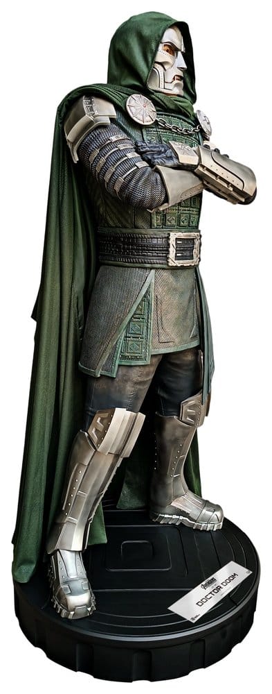 Marvel Avengers: Doomsday Lebensgroße Statue Doctor Doom 198 cm - Preorder - ETA: 25.05.2027