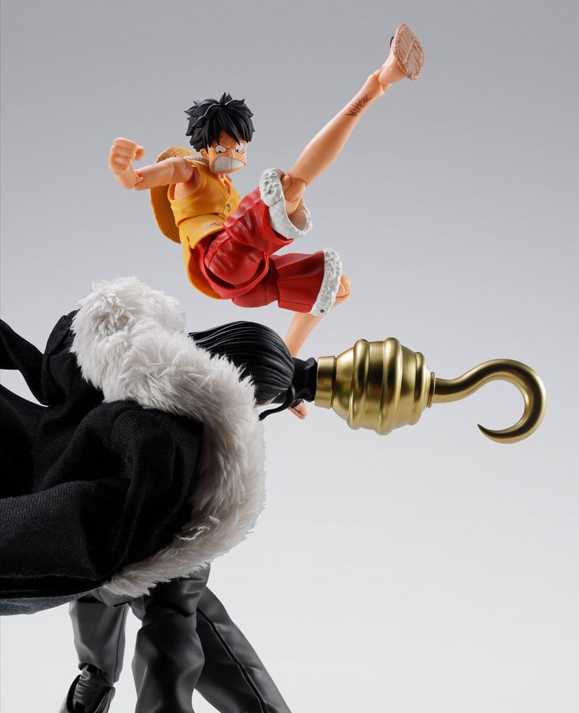 One Piece S.H.Figuarts Actionfigur Sir Crocodile -Marineford- 18 cm - Preorder - ETA: 25.11.2026